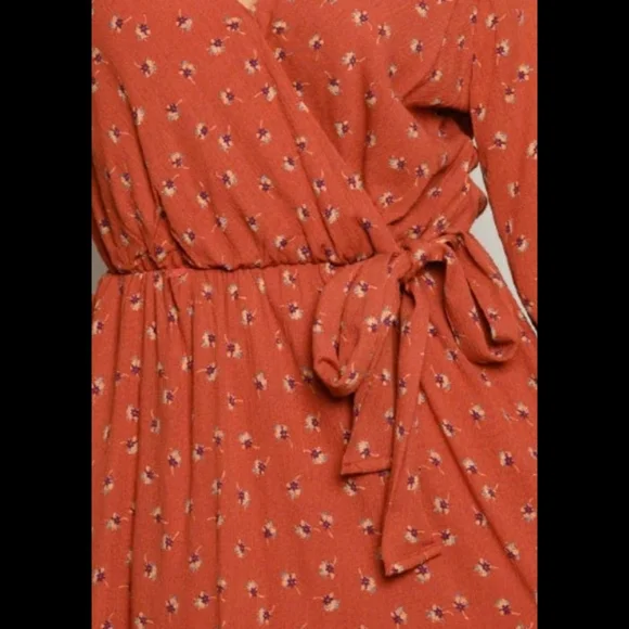9. Orange ditsy floral v-neck surplice wrap waist smocked long sleeve dress - Picture 4 of 7